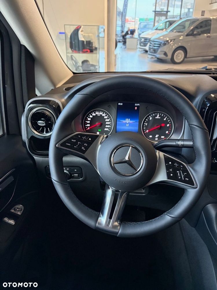 Mercedes-Benz vito 119 CDI 8 miejsc 4x4 - 14