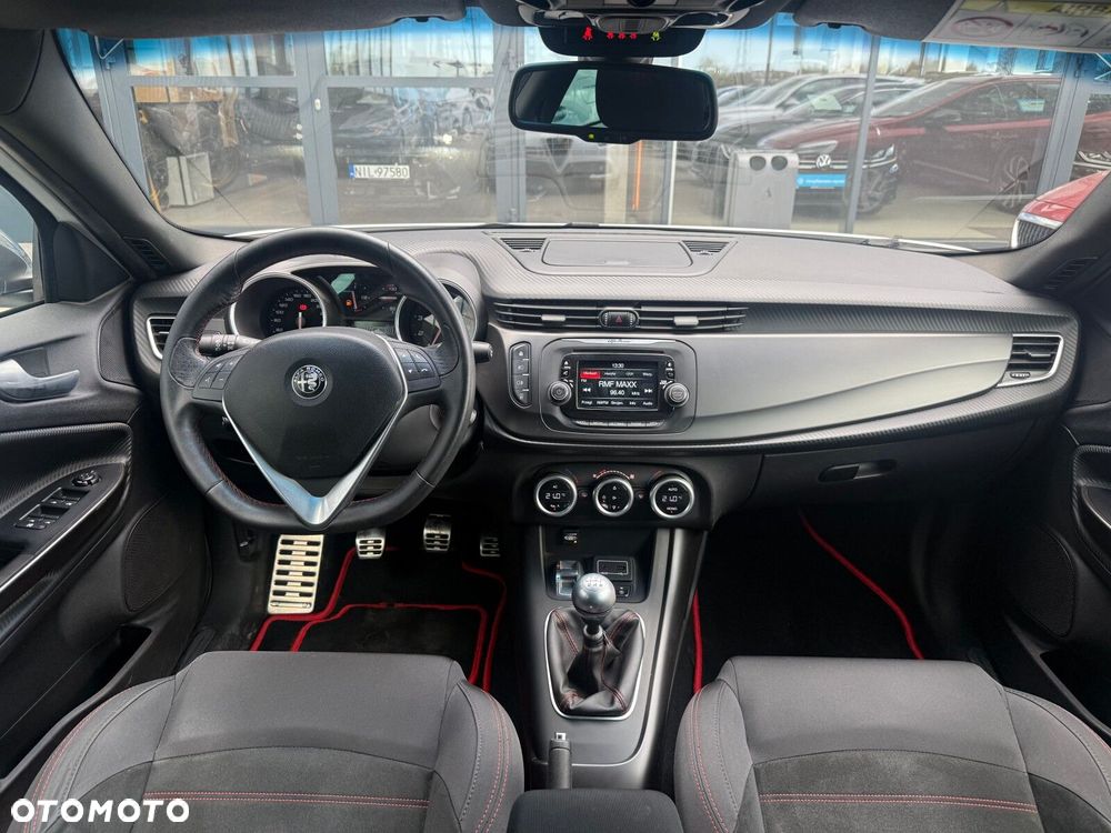 Alfa Romeo Giulietta - 10