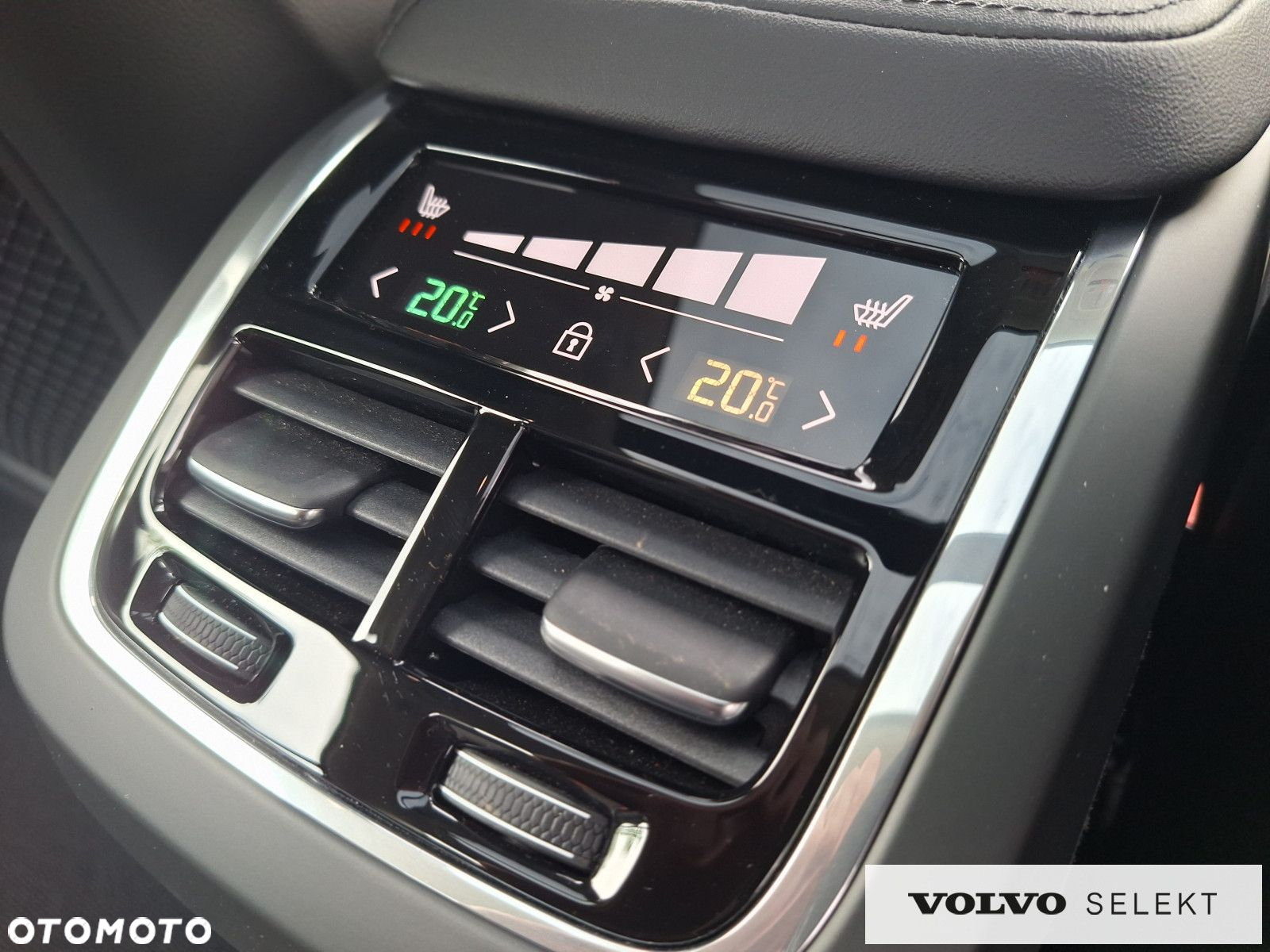 Volvo S60 - 25