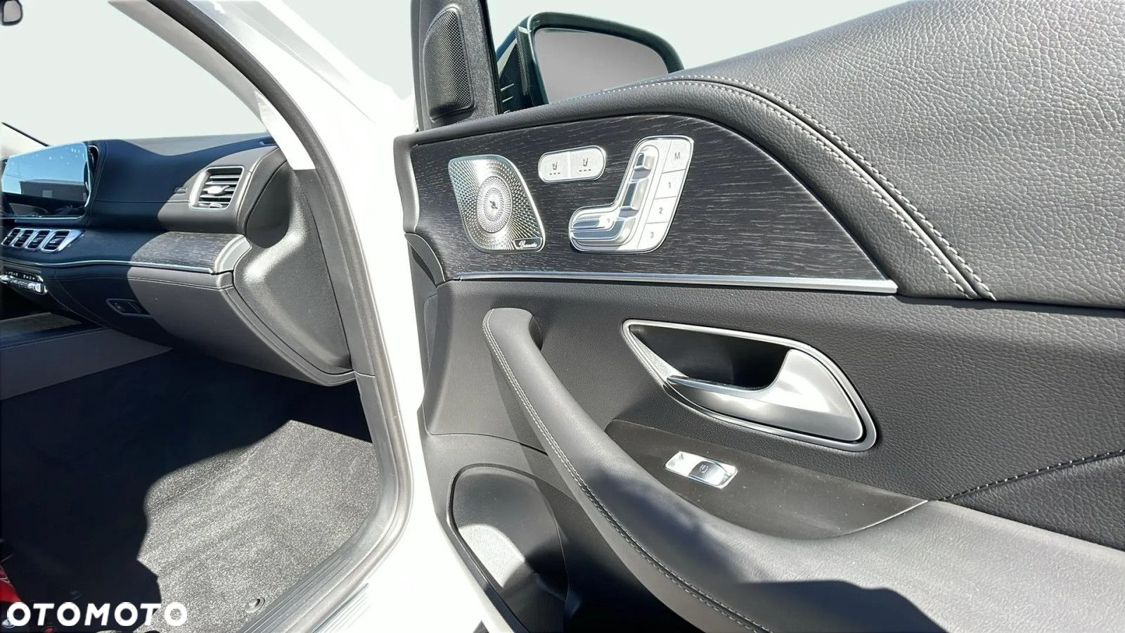 Mercedes-Benz GLE - 13