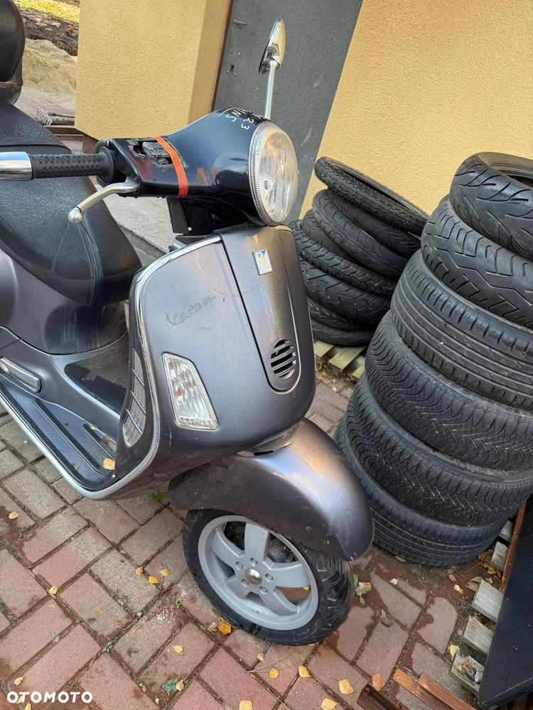 Vespa Grantourismo - 2