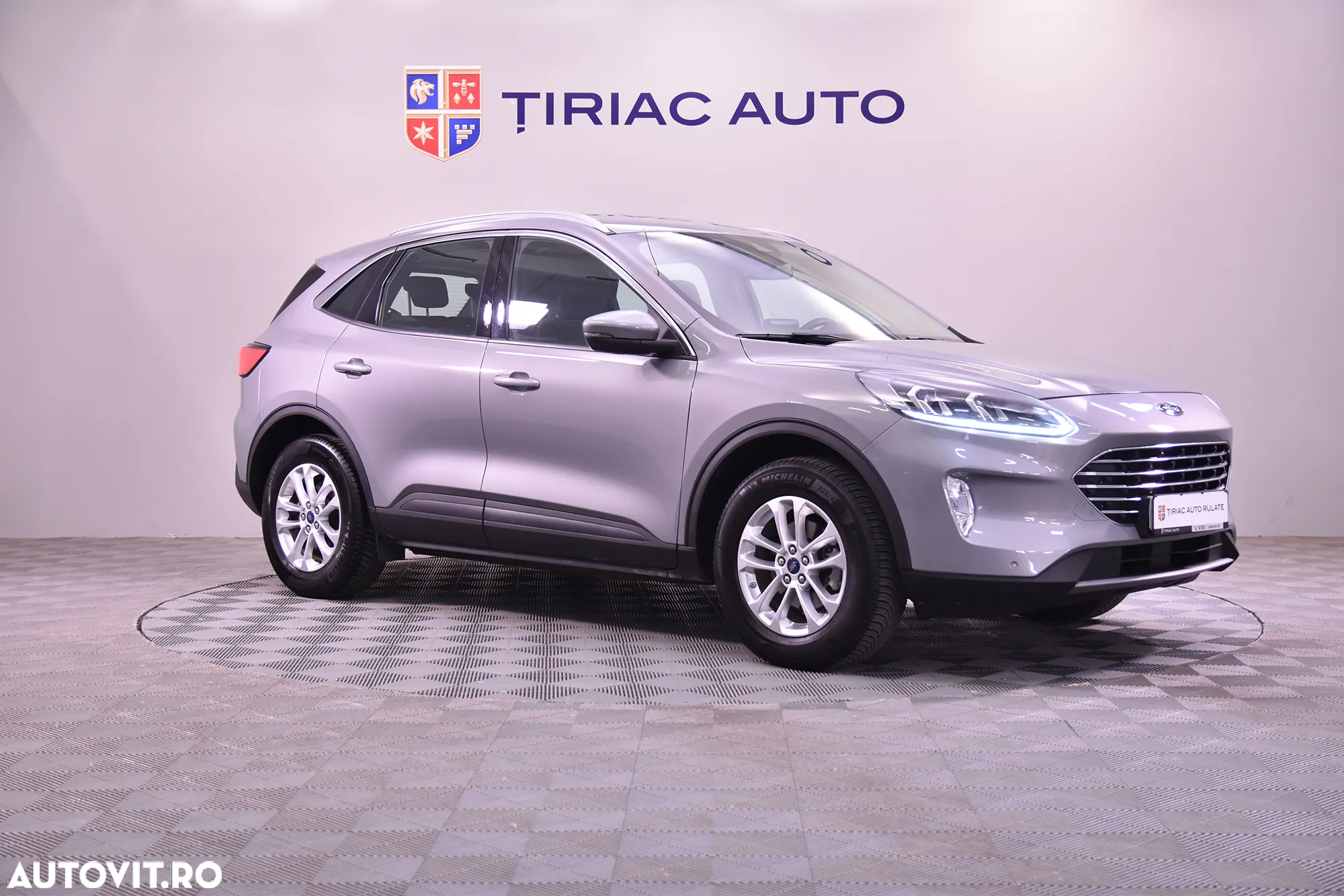 Ford Kuga - 7