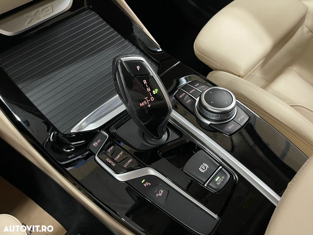 BMW X3 xDrive20d AT MHEV - 28