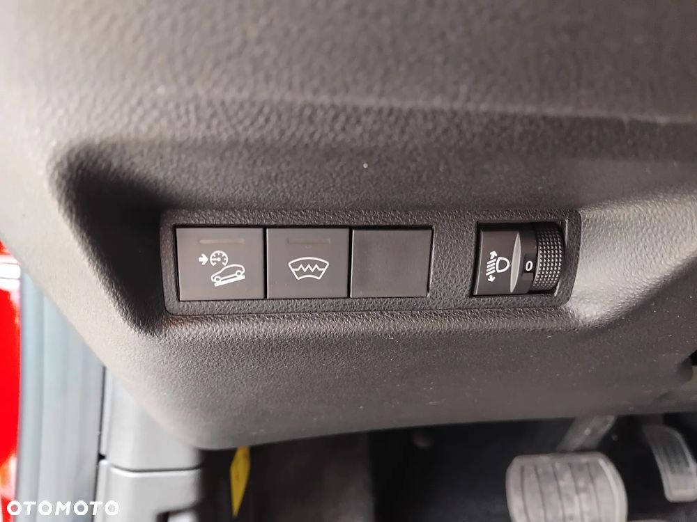 Jeep Avenger 1.2 T3 mHEV Summit FWD eDCT6 - 8