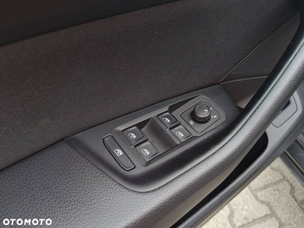 Volkswagen Passat 1.5 TSI EVO Essence - 28