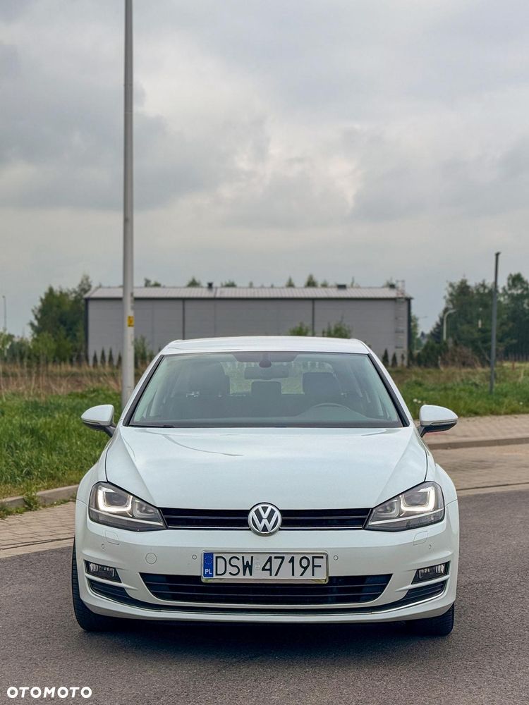 Volkswagen Golf 1.0 TSI OPF Comfortline - 4