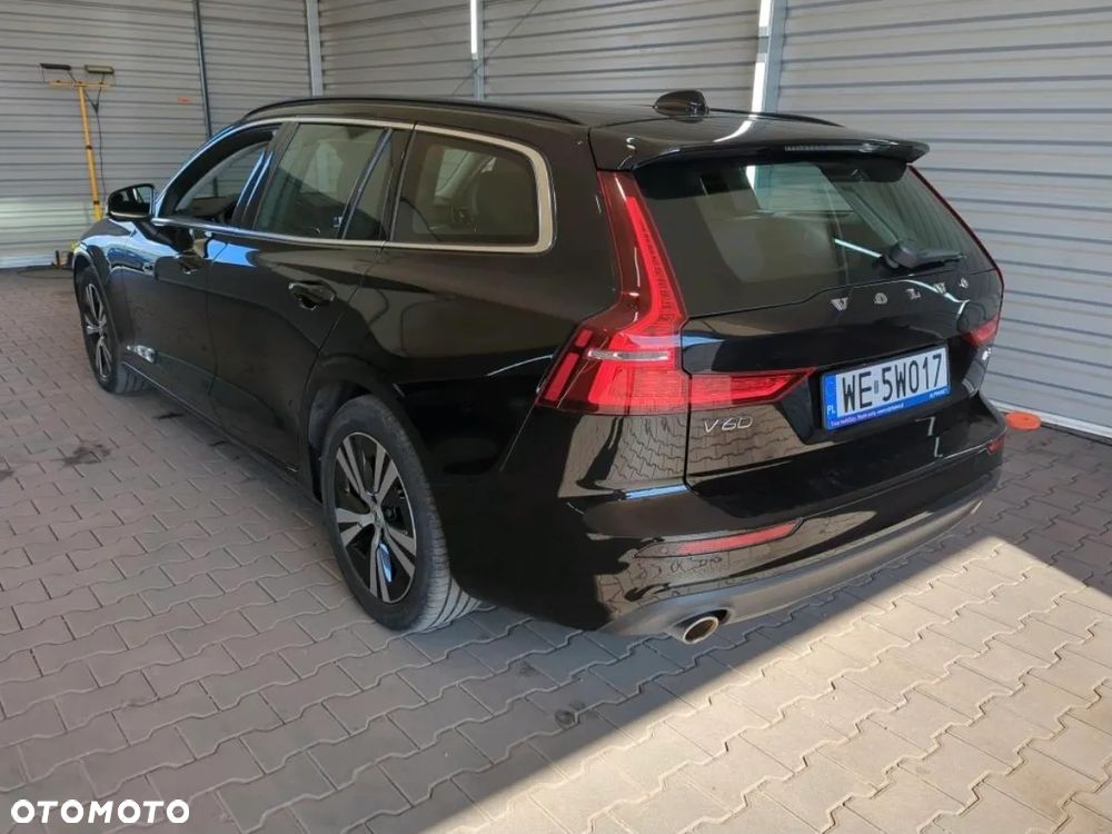 Volvo V60 B3 B Momentum Pro - 4