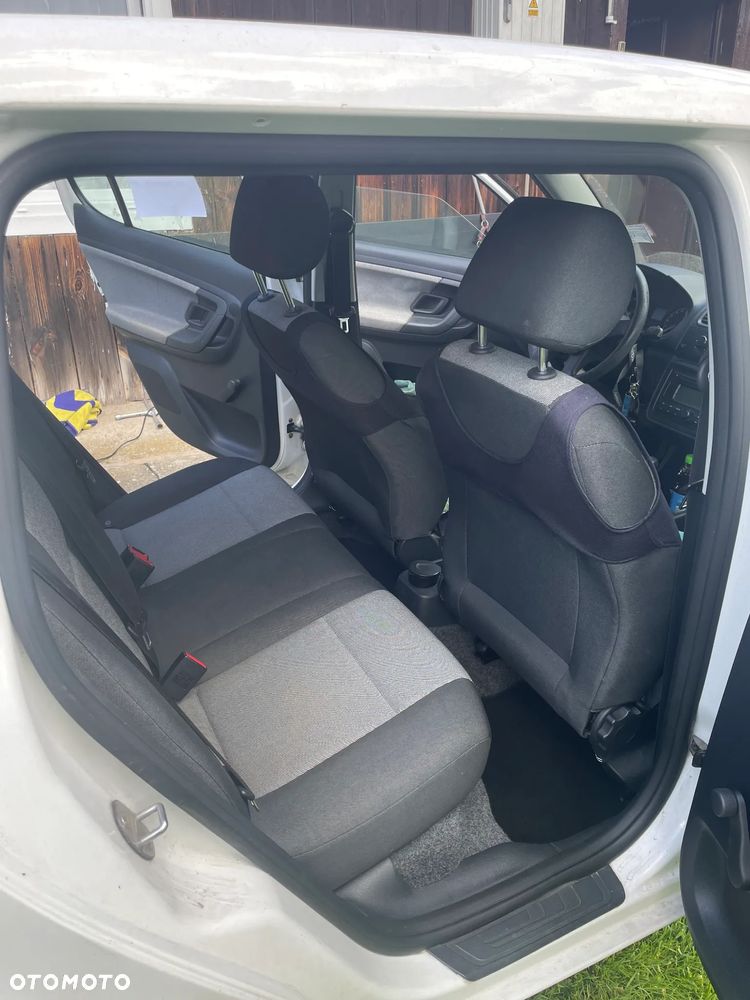 Skoda Fabia 1.2 HTP - 6