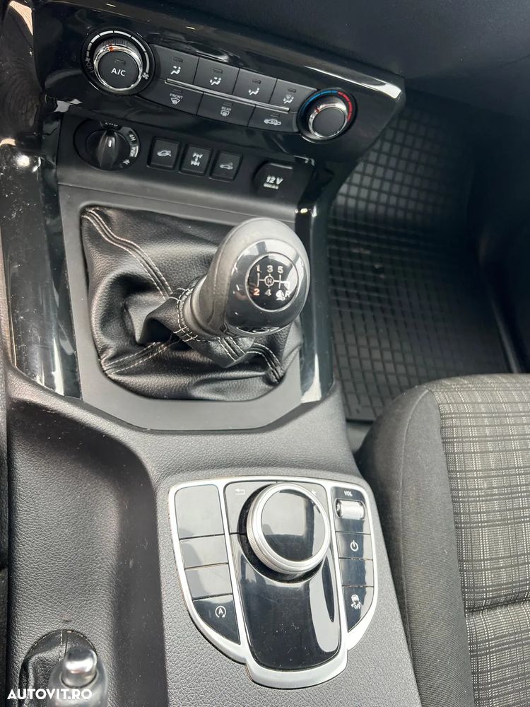 Mercedes-Benz X 220 d 4MATIC PURE - 17