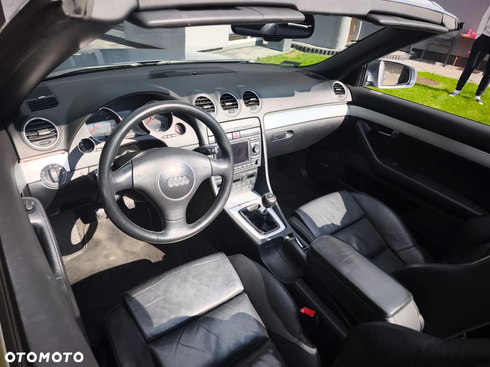 Audi A4 Cabrio 1.8T - 14