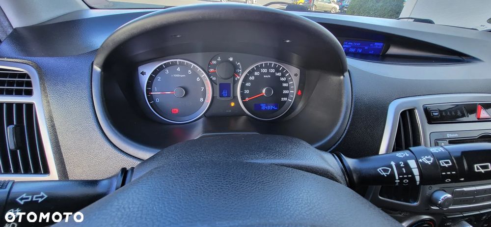 Hyundai i20 1.25 Wersja Jubileuszowa - 22
