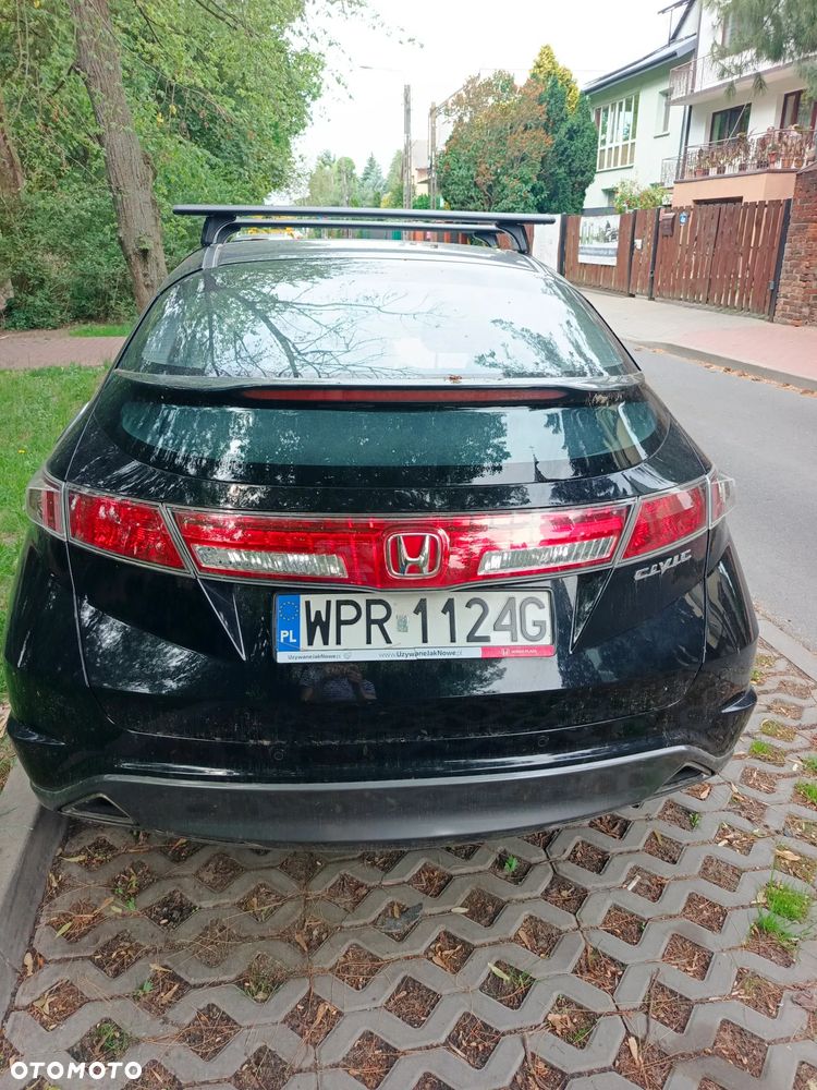 Honda Civic 1.8 Executive - 3