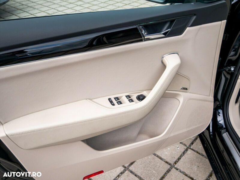 Skoda Superb 2.0 TDI 4X4 DSG L&K - 19
