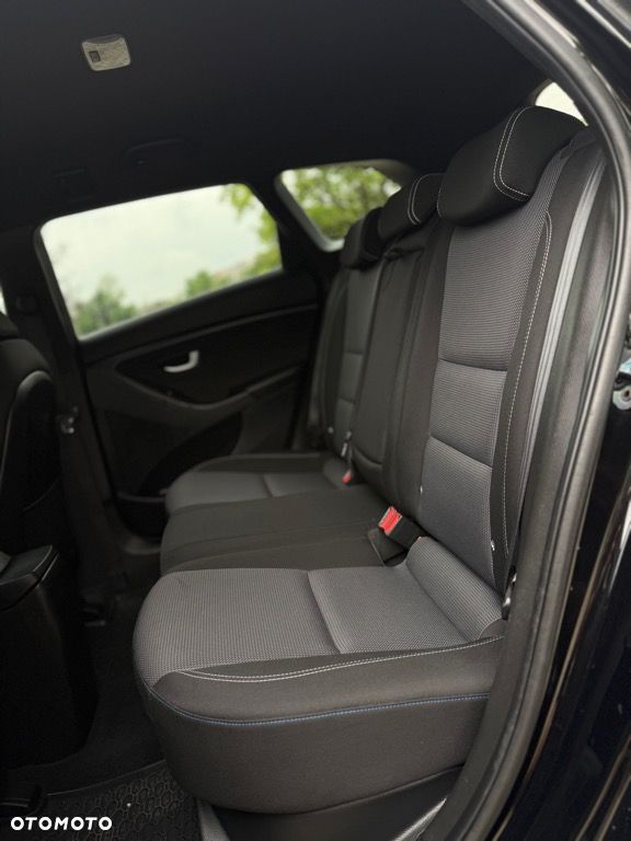 Hyundai i30 1.4 Premium - 8