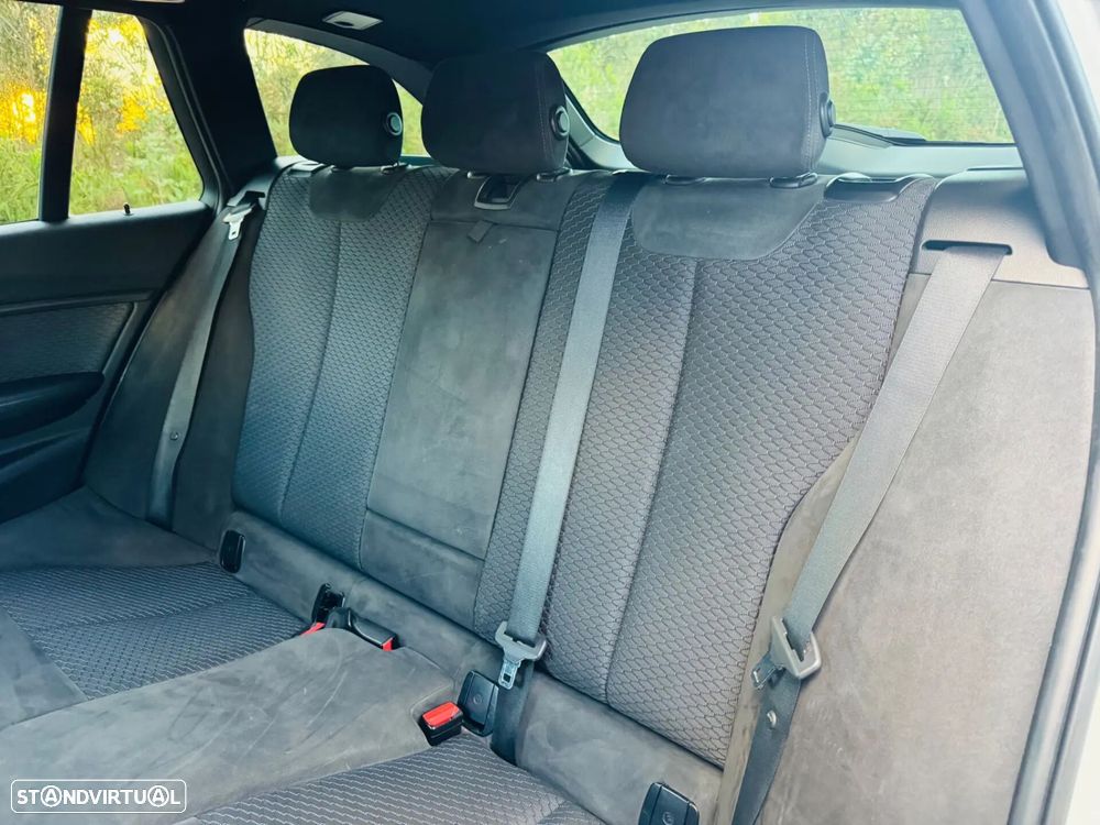 BMW 320 d Auto Pack M - 41