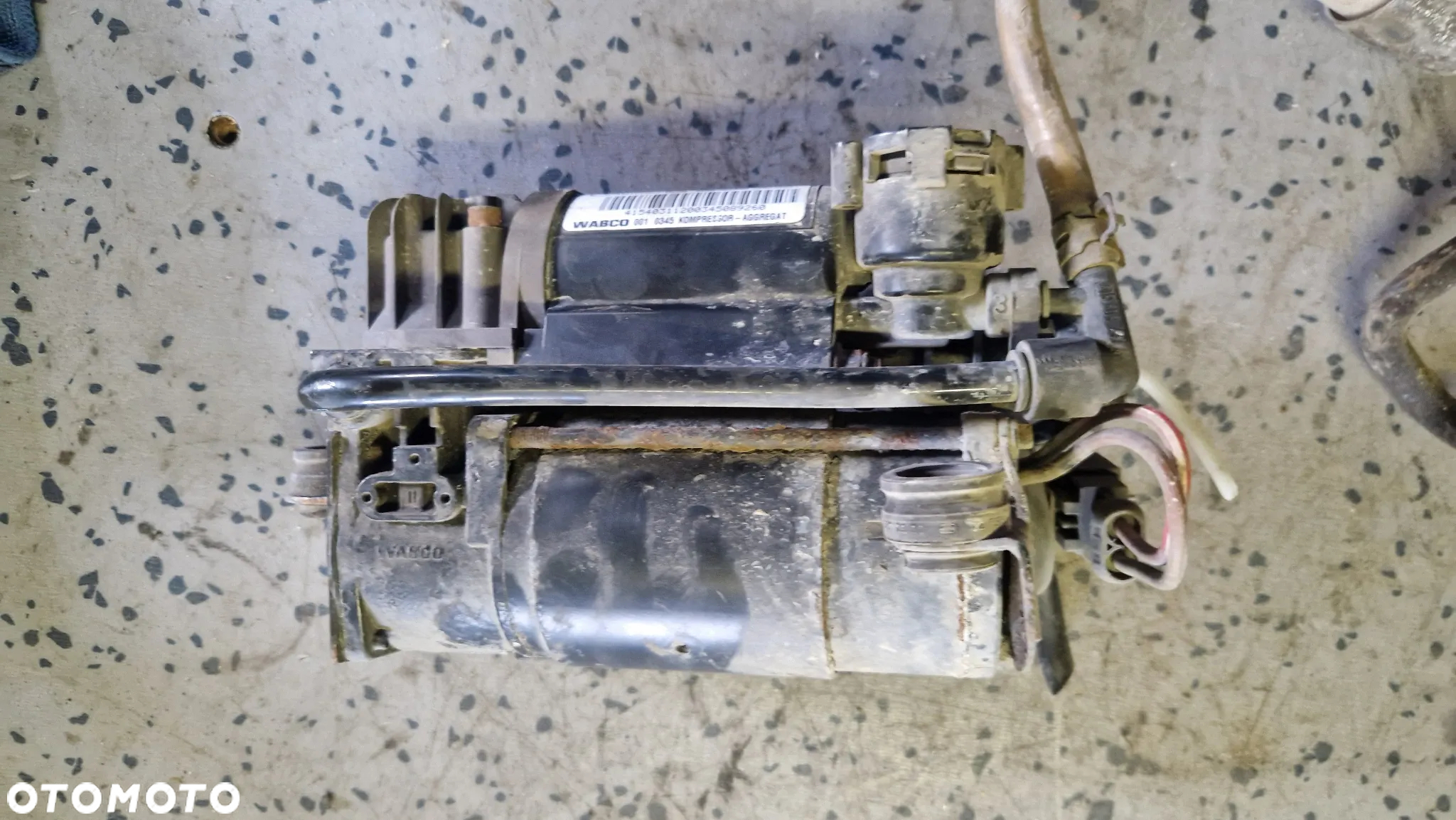 MERCEDES W 211 KOMBI SPRĘŻARKA KOMPRESOR ZAWIESZENIA 2113200304 - 2