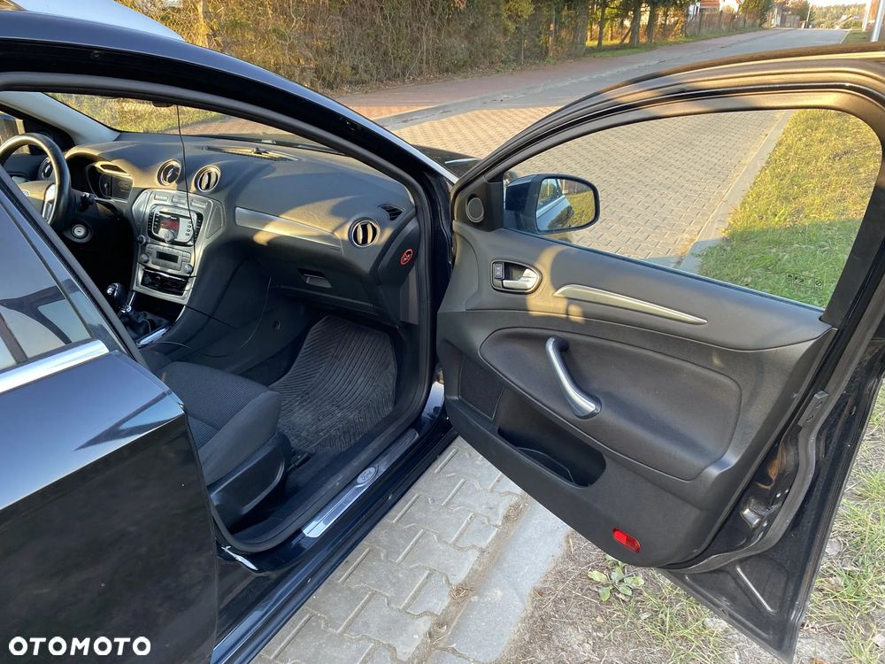 Ford Mondeo 2.0 TDCi Titanium - 18