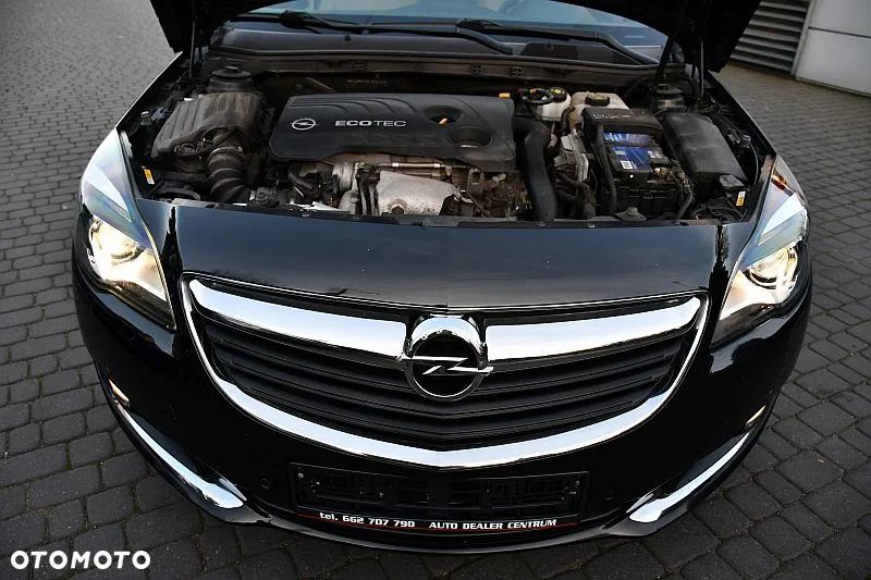 Opel Insignia 1.6 T Cosmo S&S - 32
