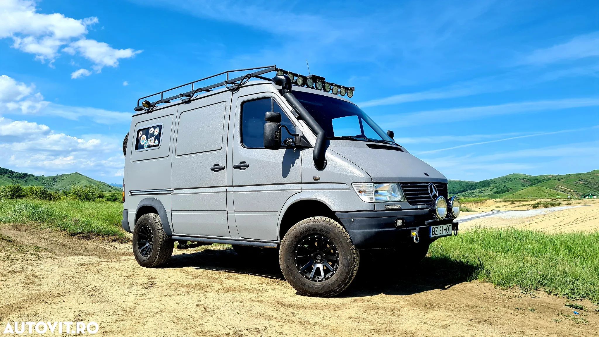 Mercedes-Benz Sprinter - 1