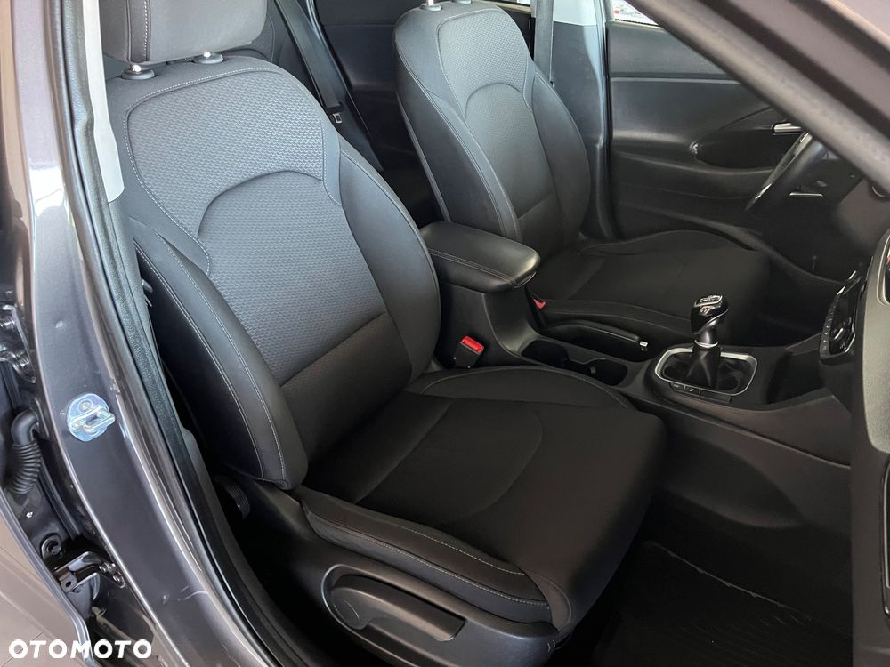 Hyundai i30 - 37