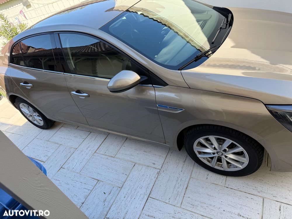 Renault Megane TCe GPF Intens - 15