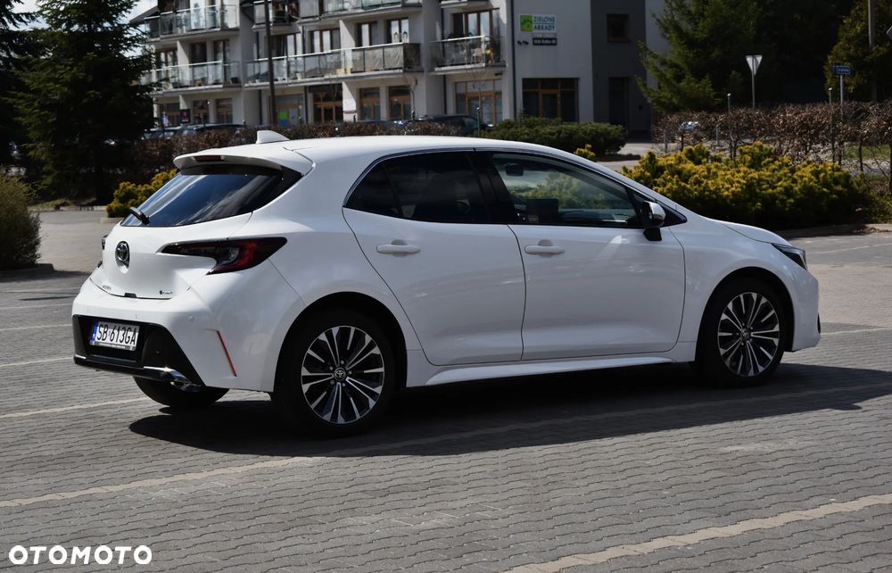 Toyota Corolla 1.8 Hybrid Style - 10