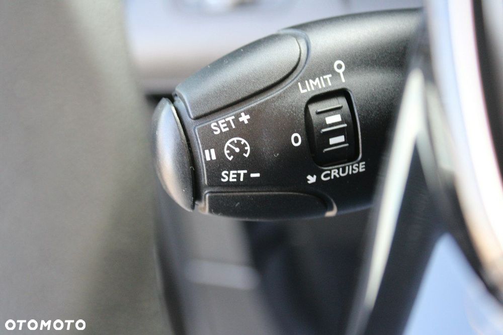 Peugeot Partner - 25