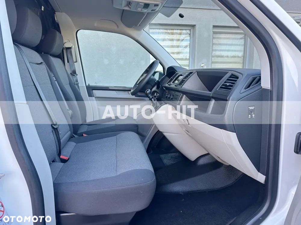 Volkswagen Transporter - 23