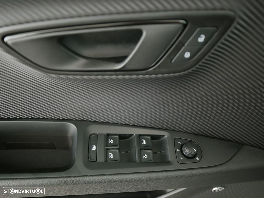 SEAT Leon ST 2.0 TSI Cupra 4Drive DSG S/S - 8