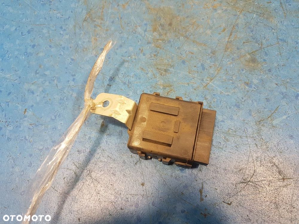 SUBARU FORESTER II MODUŁ IMMOBILIZERA 88205SA000 - 10