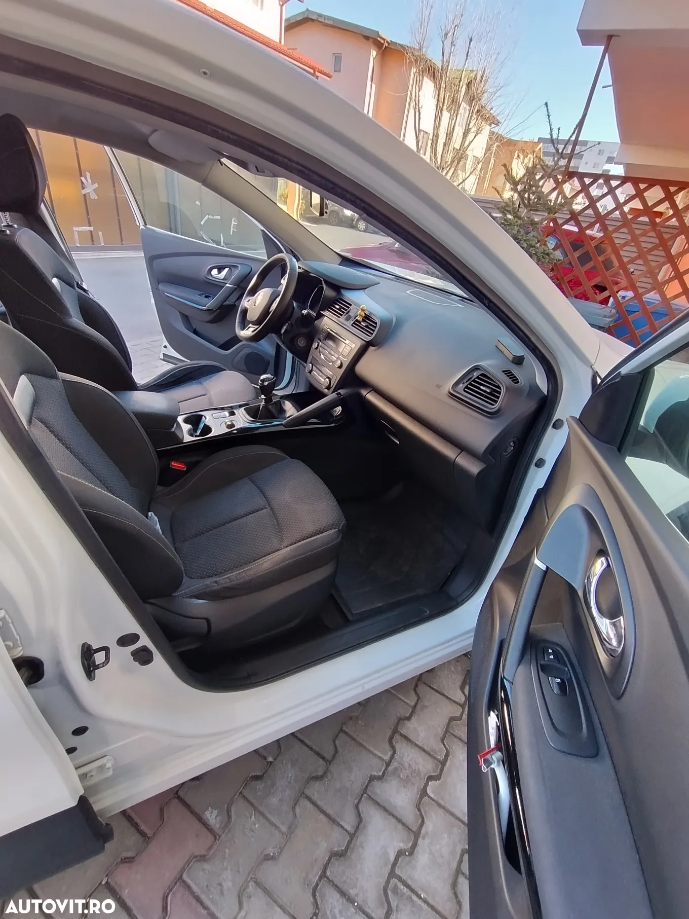 Renault Kadjar 1.2 TCe Intens - 12