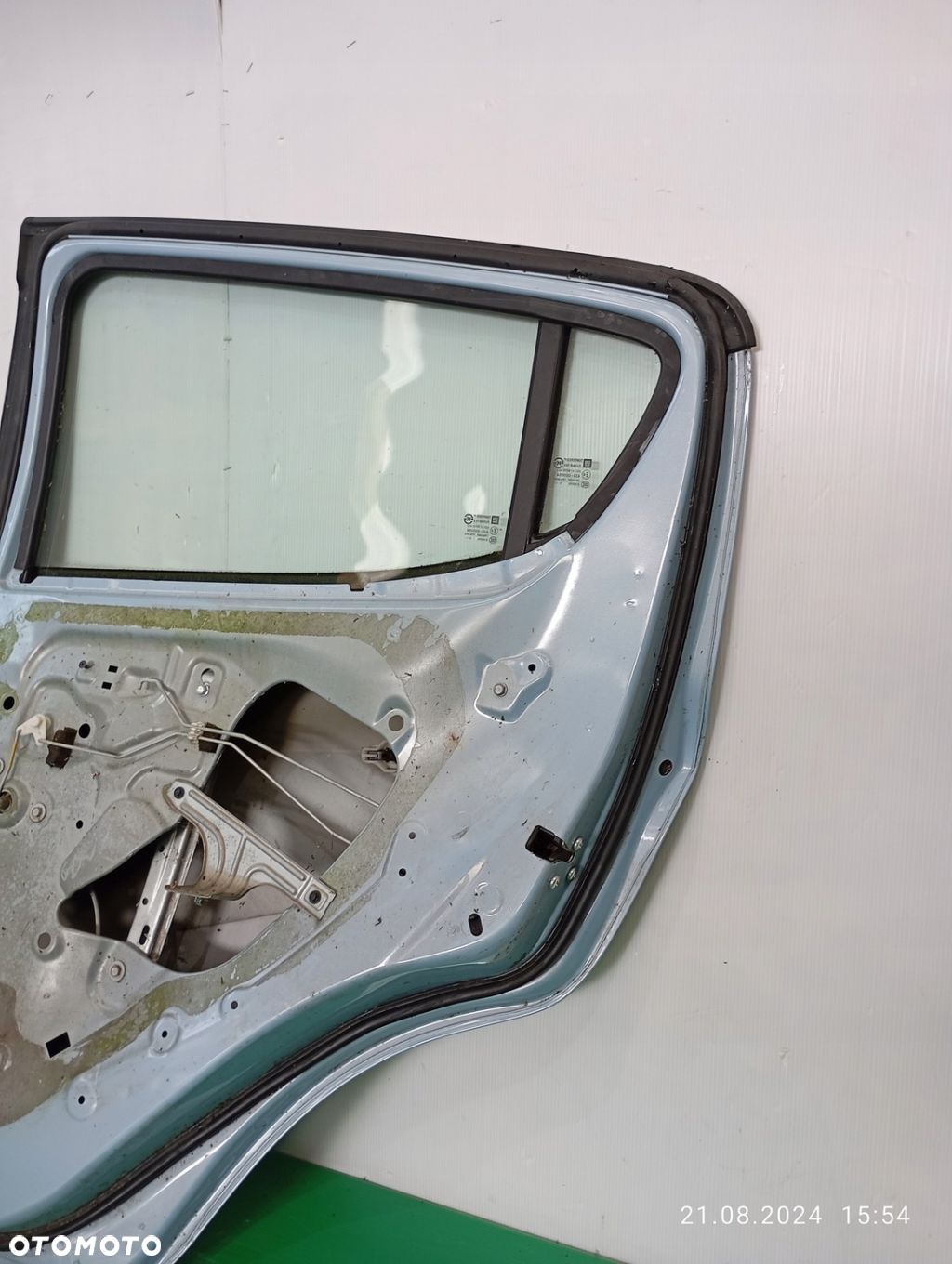 DRZWI PRAWE TYLNE OPEL KARL 14- - 13