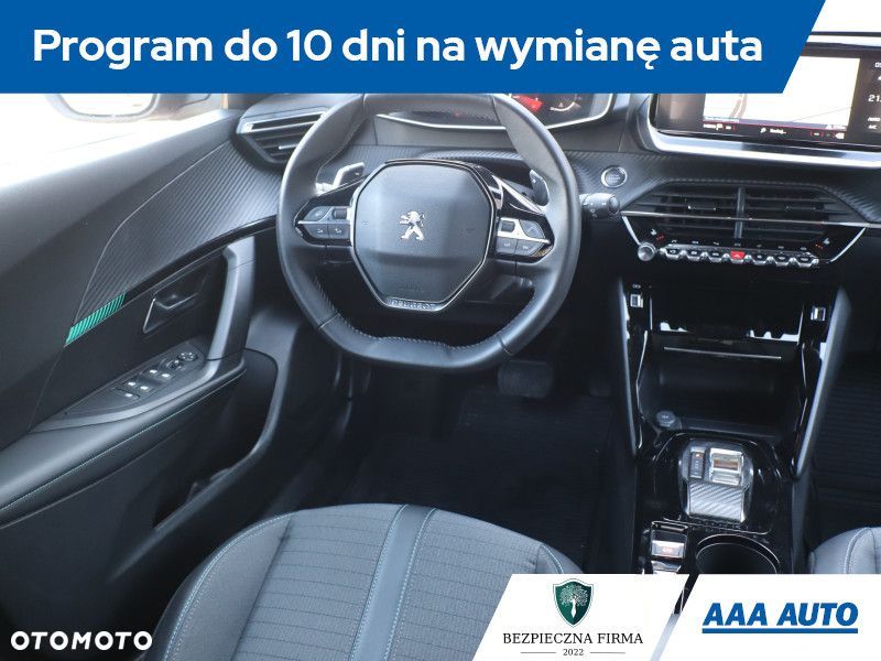Peugeot 2008 - 9