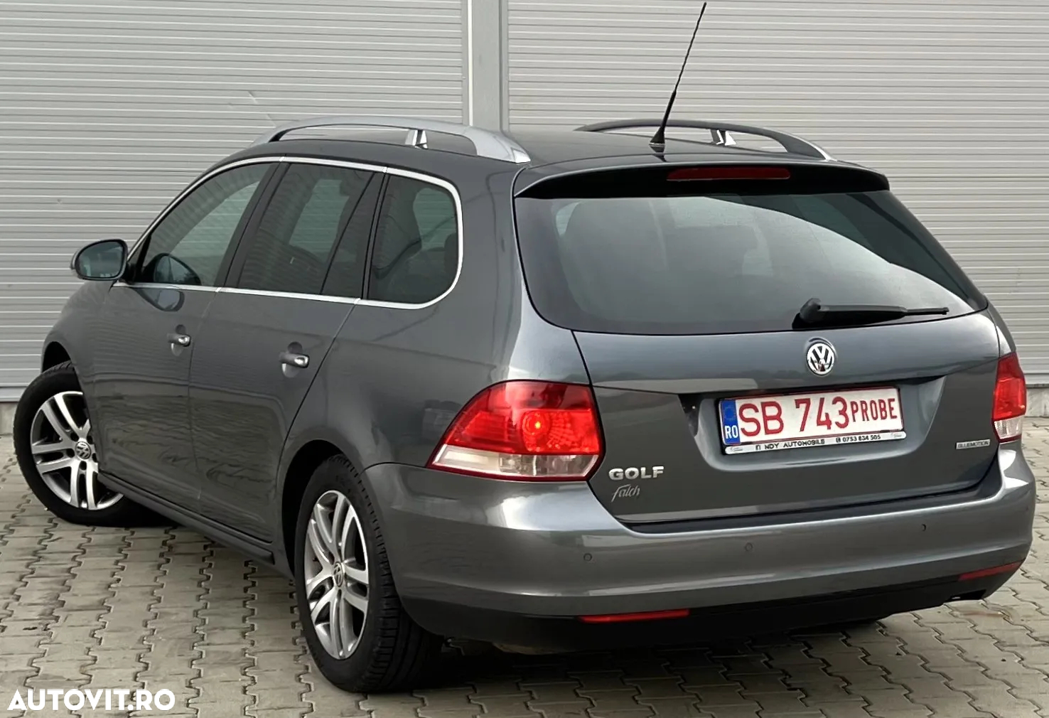Volkswagen Golf 1.9 TDI BlueMotion Comfortline - 5