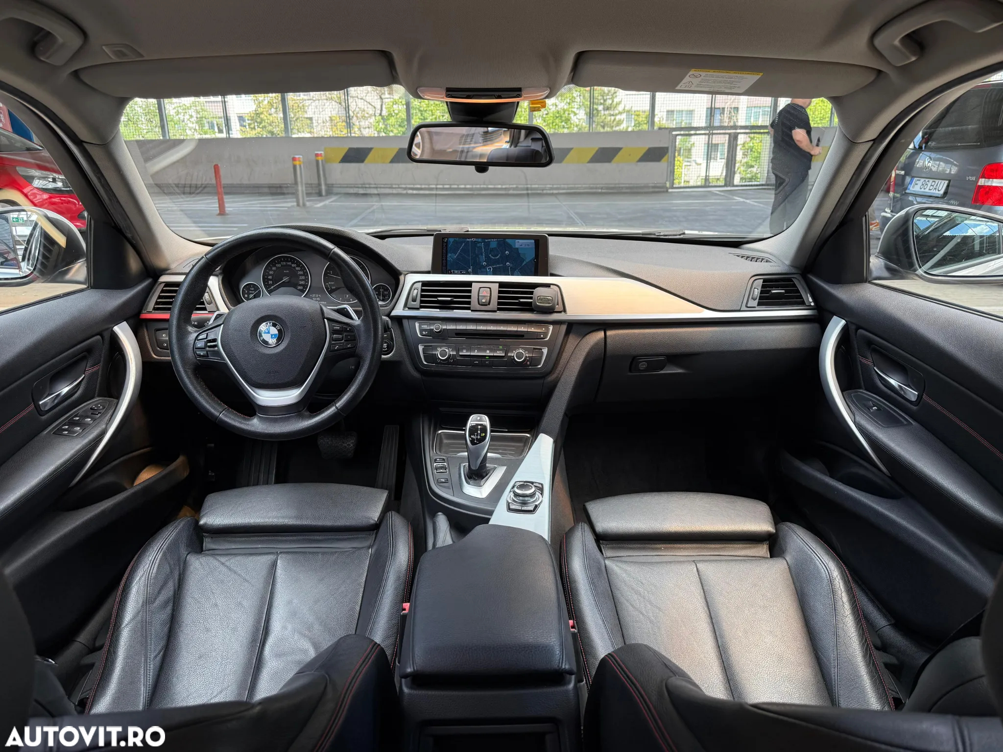 BMW Seria 3 320d Touring Sport-Aut. Sport Line - 11