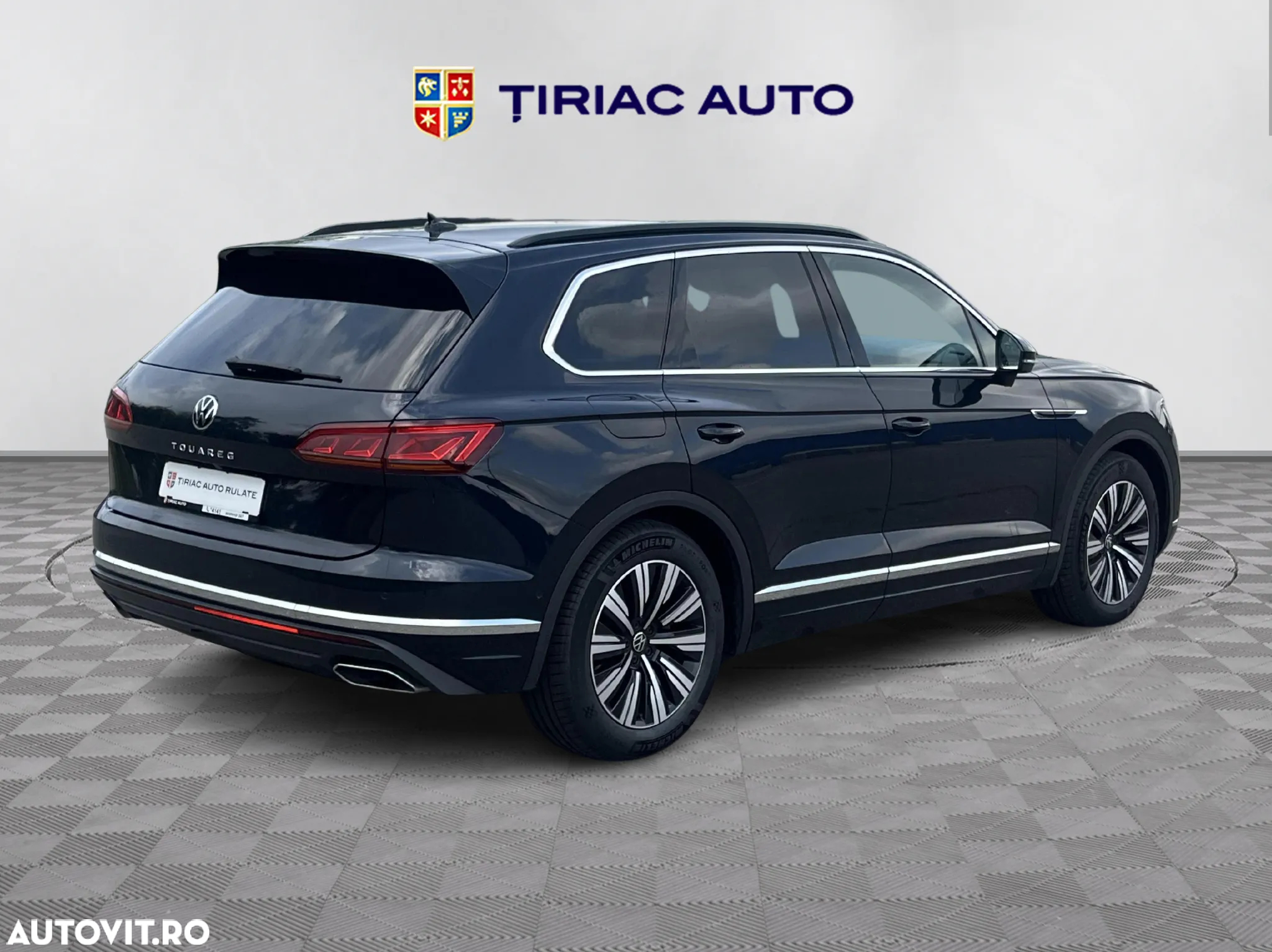 Volkswagen Touareg - 7