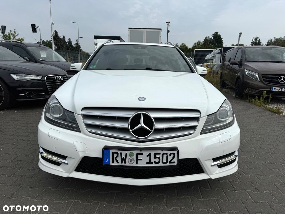 Mercedes-Benz Klasa C 220 (BlueTEC) d 7G-TRONIC AMG Line - 7