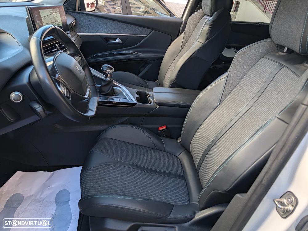 Peugeot 5008 1.5 BlueHDi Allure Pack - 16