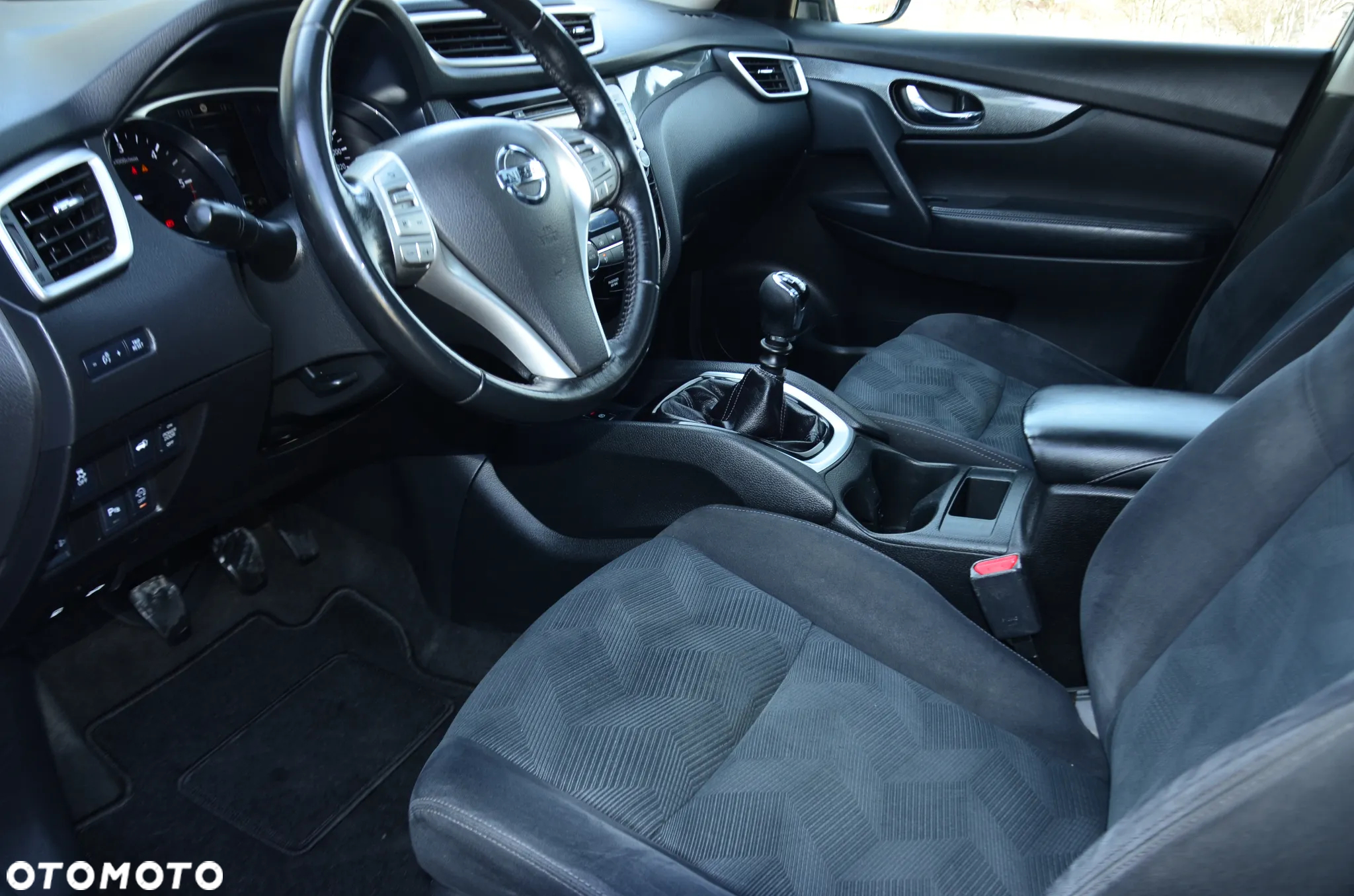 Nissan X-Trail 1.6 dCi N-Vision - 15