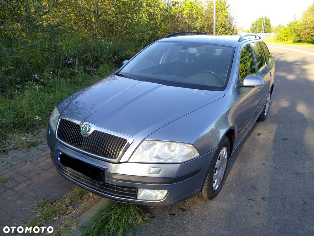 Skoda Octavia 2.0 TDI Elegance DSG - 1