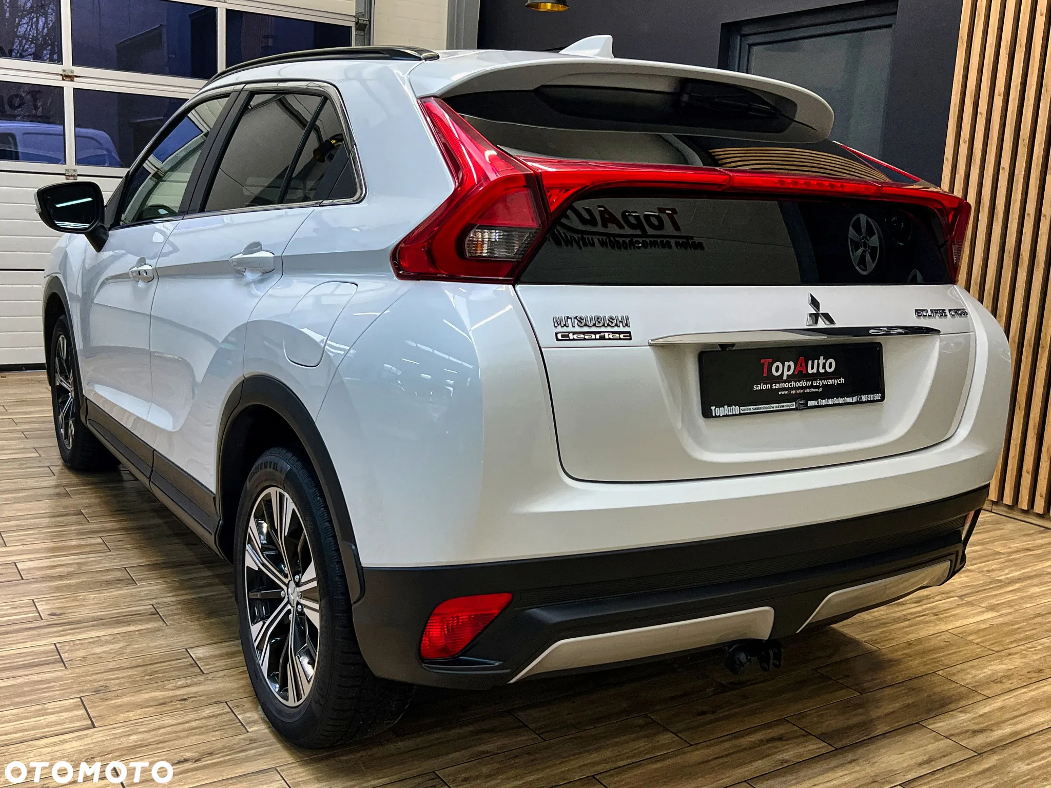 Mitsubishi Eclipse Cross 1.5 T GPF Invite Plus - 9