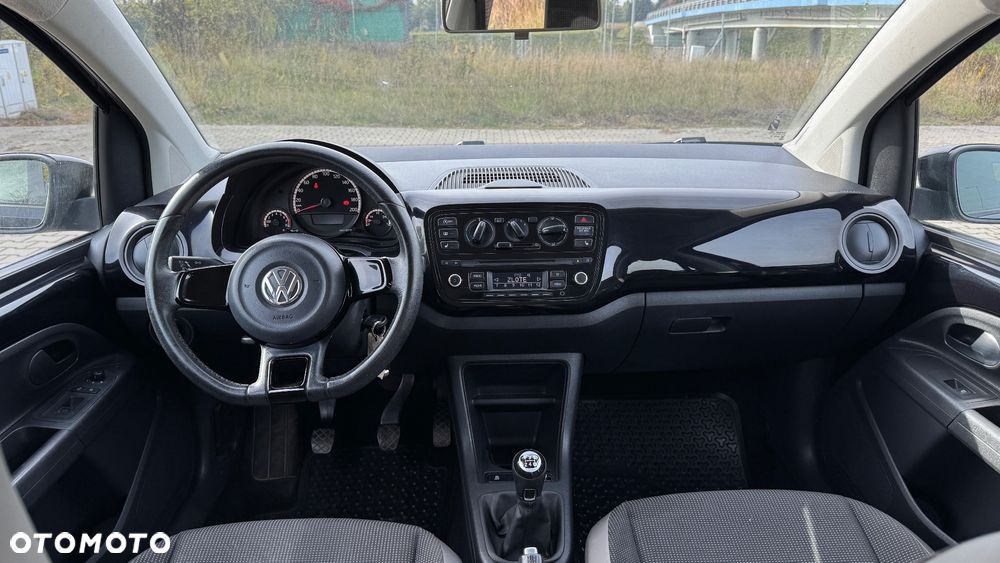 Volkswagen up! - 10