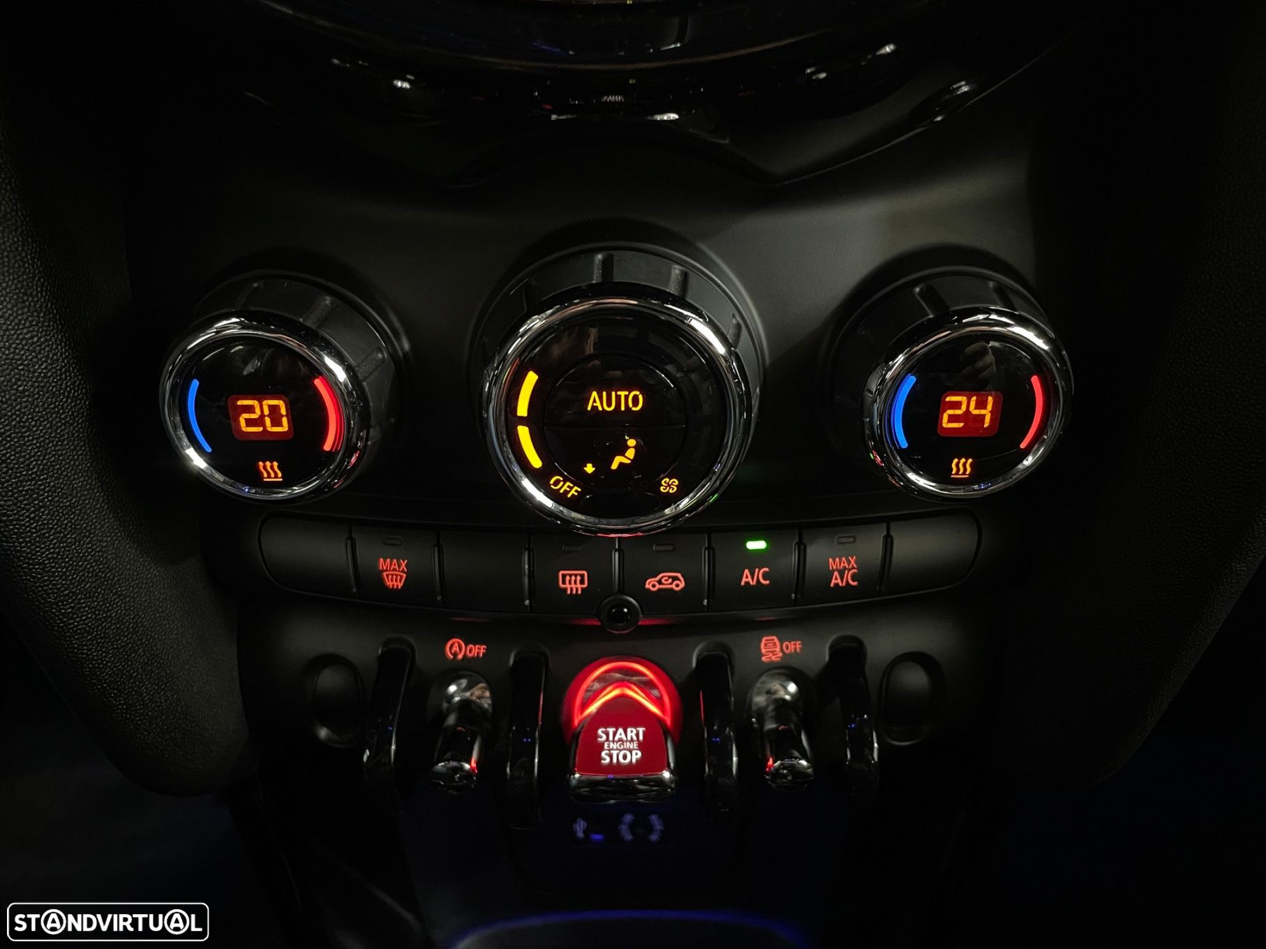 MINI 5 Portas Cooper D Auto - 46