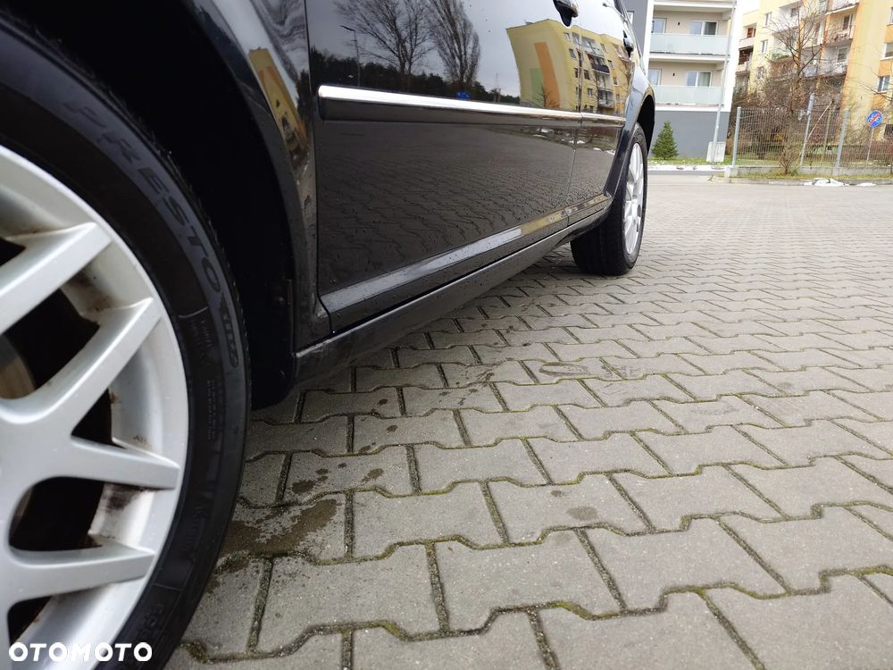 Volkswagen Bora Variant 1.9 TDI Highline - 3