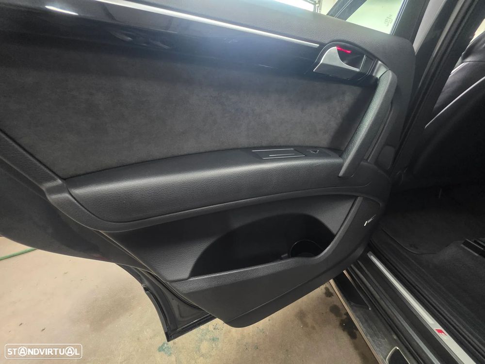 Audi Q7 3.0 V6 TDi quattro S-line Tiptronic - 42