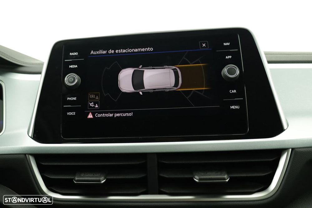 VW T-Roc 1.0 TSI - 12