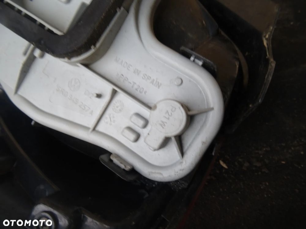 Lampa Polo 6R Lewy Tył 6R0945257A - 10