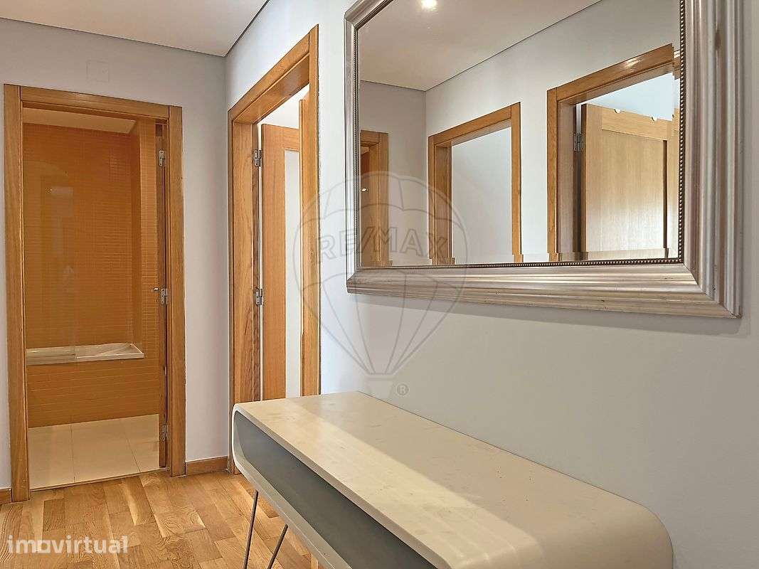 Apartamento T2 para arrendamento - Grande imagem: 2/16