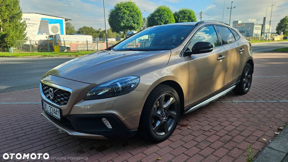 Volvo V40 Cross Country T4 AWD Momentum - 2