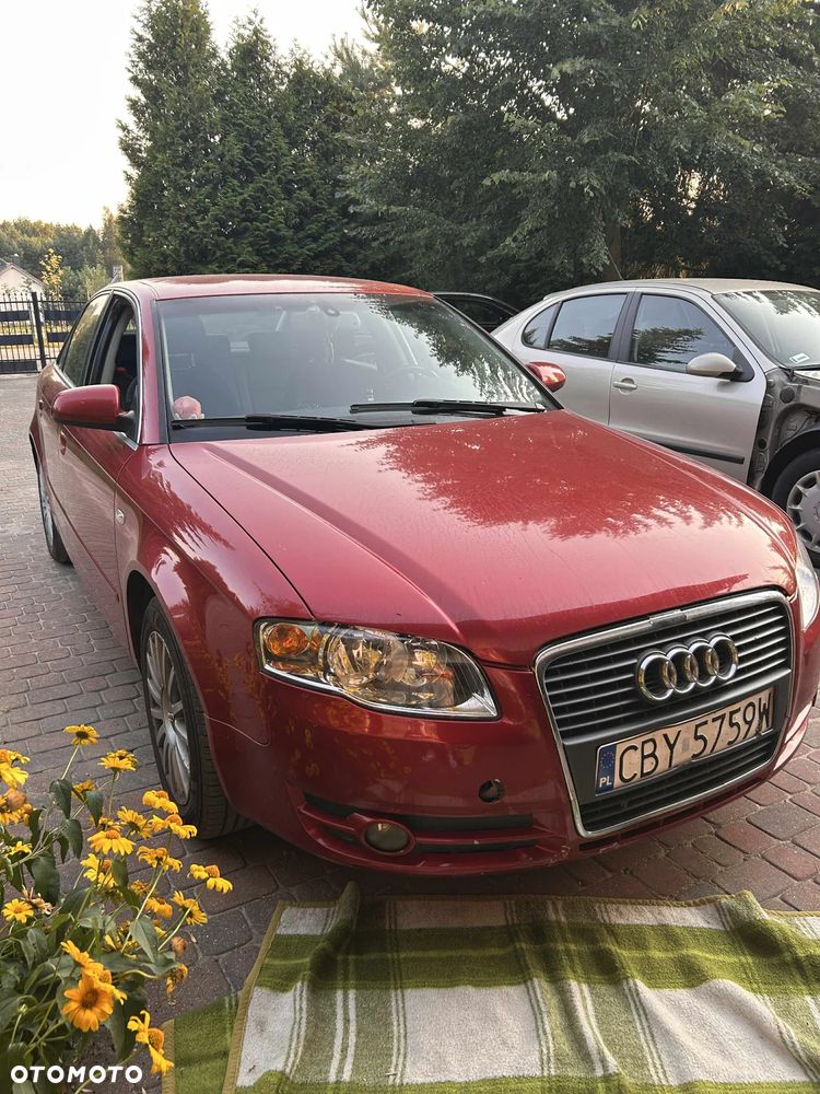 Audi A4 Limousine - 8